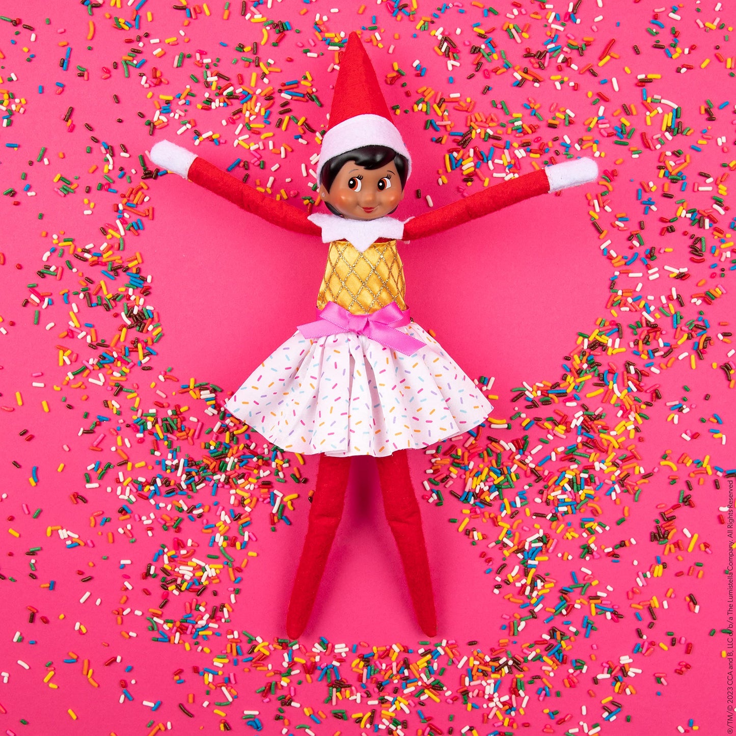 The Elf on The Shelf Brown Eyed Girl Scout Elf Box Set & Claus Couture Collection Ice Cream Party Outfit Accessory [Multi-Item Bundle]