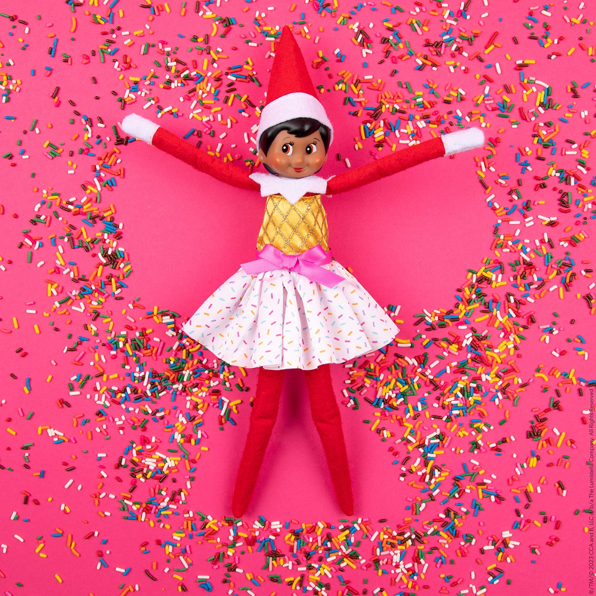 The Elf on The Shelf Brown Eyed Girl Scout Elf Box Set & Claus Couture Collection Ice Cream Party Outfit Accessory [Multi-Item Bundle]