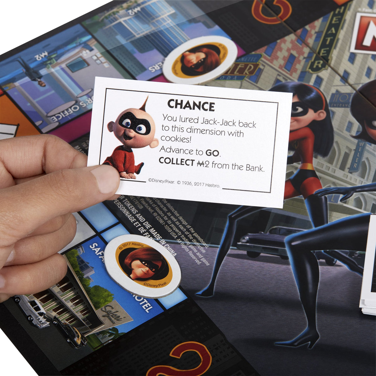 Hasbro Gaming Monopoly Junior Game: Disney/Pixar Incredibles 2 Edition