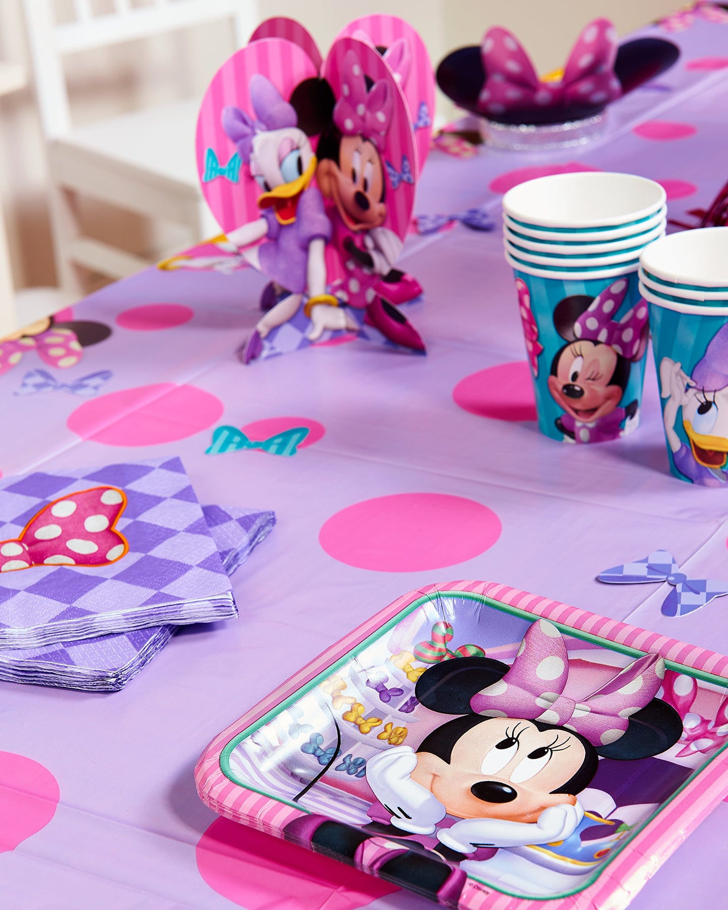 American Greetings Minnie Mouse Party Supplies, Paper Lunch Napkins, 16-Count