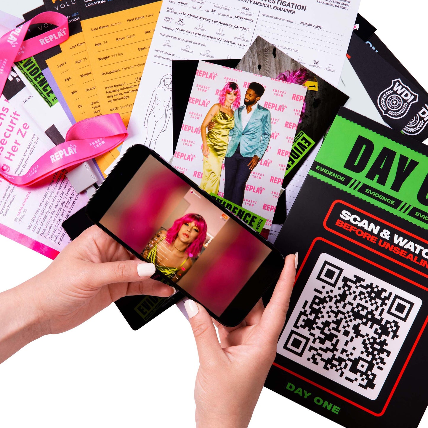 What DO You Meme? Who Killed Mia - A Modern Murder Mystery Game True Crime Solving Games for Adults, Find Out who Killed Influencer Mia Star, for True