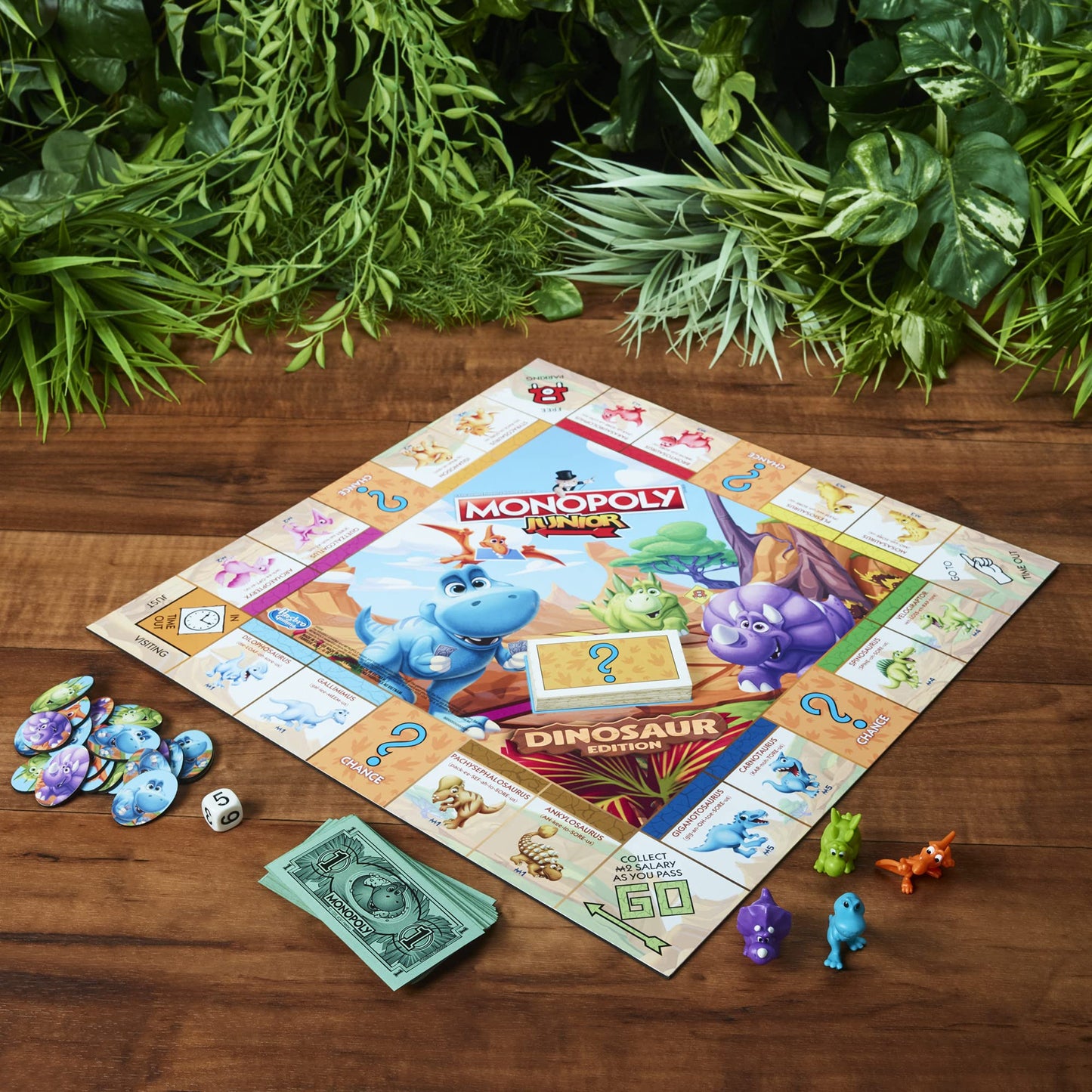 Hasbro Gaming Monopoly Junior Dinosaur Edition Game | Kids Board Games with Dino-Themed Toy Tokens | 2-4 Players for Boys & Girls | Ages 5+ (Amazon