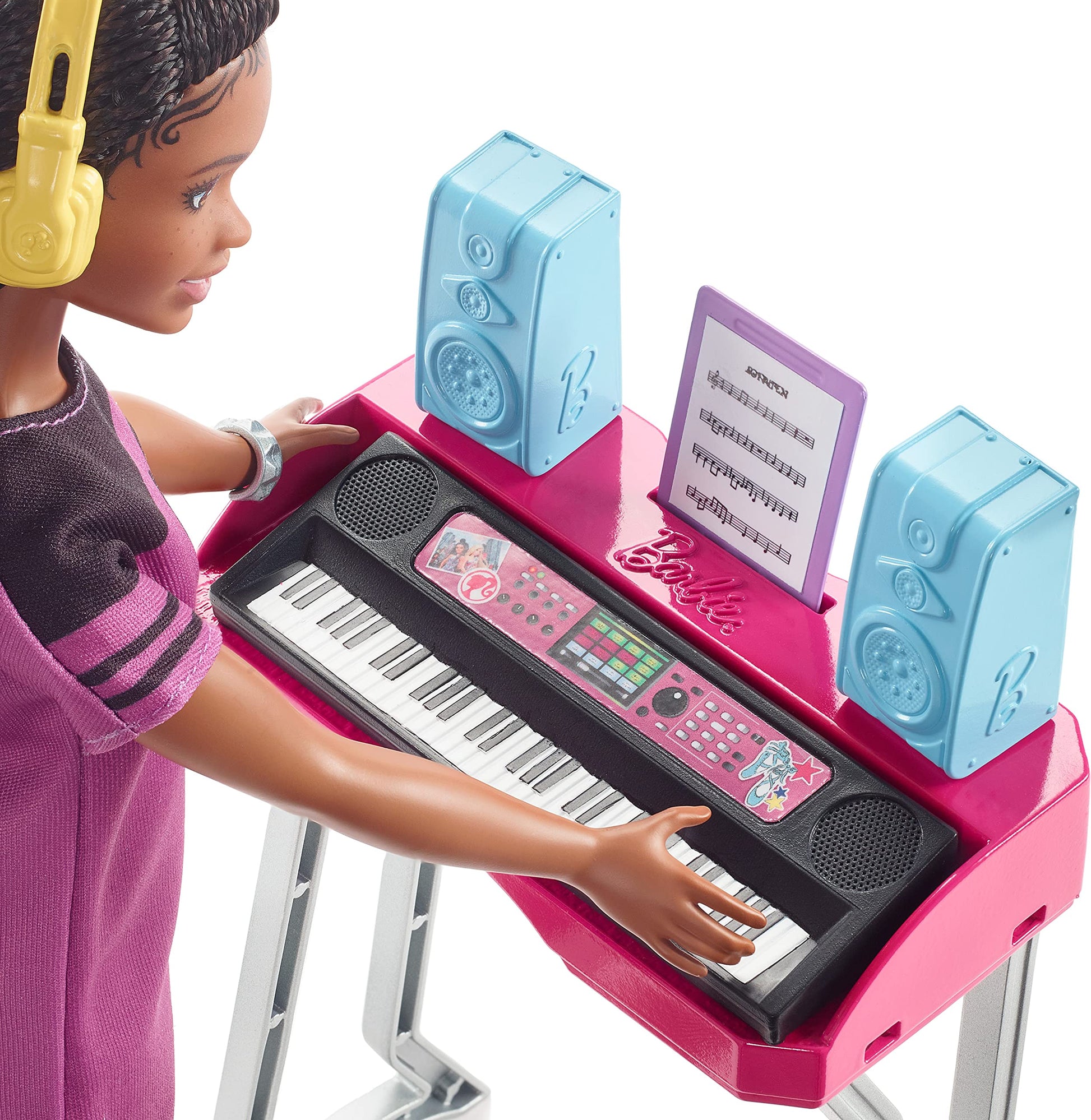Barbie: Big City, Big Dreams Brooklyn” Roberts Doll (11.5-in, Brunette with Braids) & Music Studio Playset with Keyboard & Accessories, Gift for 3