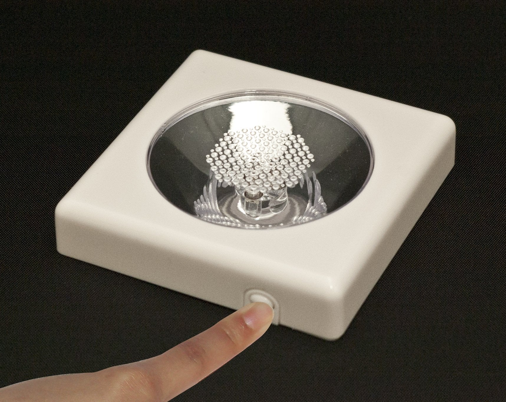 Beverly Crystal Puzzle Display Light LED-001 (Japan Import)