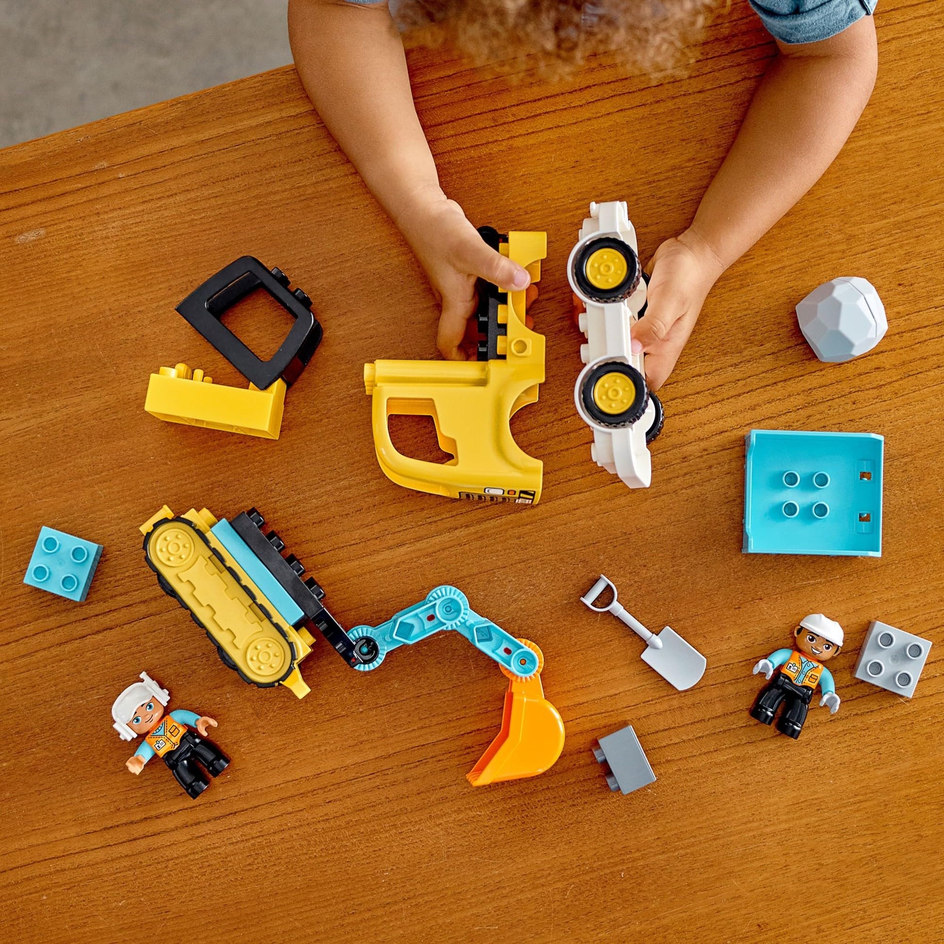LEGO DUPLO Town Truck & Tracked Excavator Construction Vehicle 10931 Toy for Toddlers 2-4 Years Old Girls & Boys, Fine Motor Skills Development and