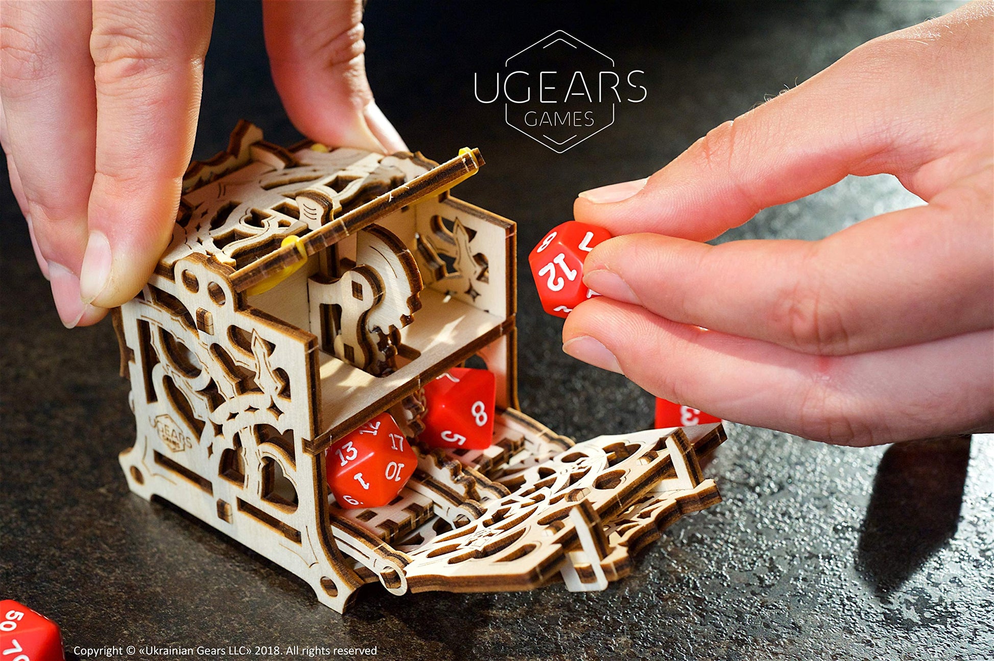 UGEARS 3D Puzzle for Board Games - Dice Keeper for 8 Dice Unique Mechanical Devices Dice Holder for Family Tabletop Role-Playing Games - Dice Holder