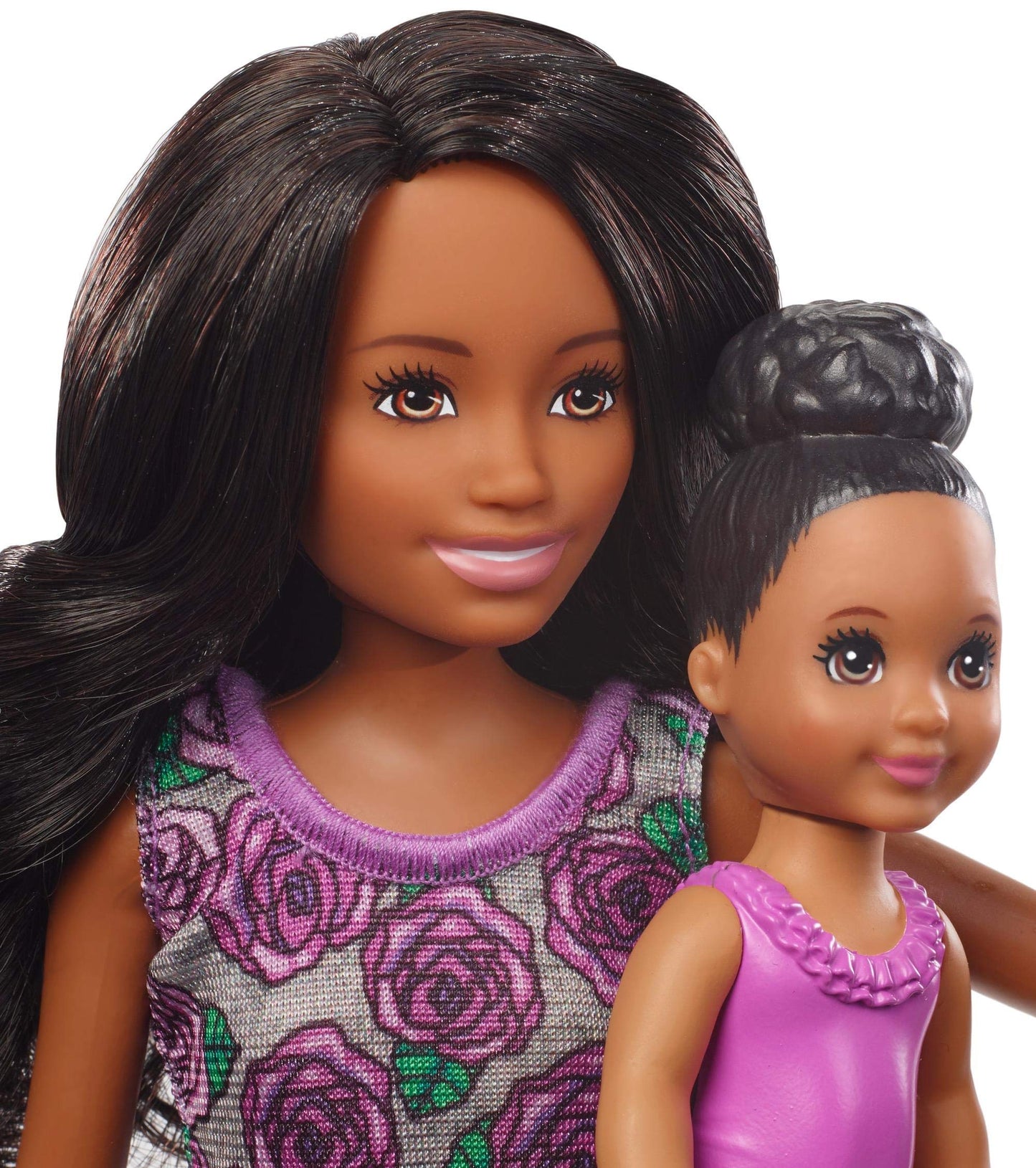 Barbie Skipper Babysitters, Inc. Playset with Bathtub, Babysitting Skipper Doll and Small Toddler Doll with Button to Move Arms and Splash, Plus