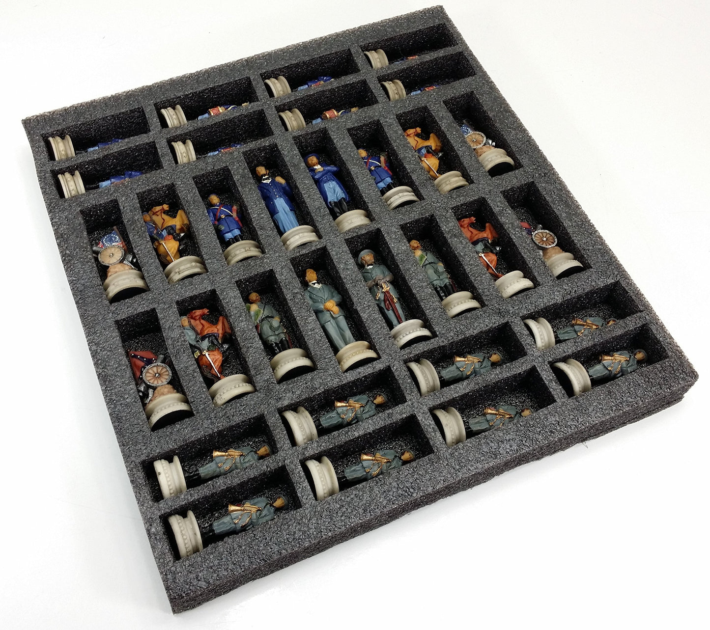 32 Piece Themed Set of Chess Men Pieces Civil War or American Revolution or WW2 - NO Board (American Civil War - General Queens)