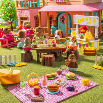 Li'l Woodzeez - 20 Pieces Picnic Playset with Baby Bear, Toy Picnic Basket & Blanket, Play Food & Accessories, Doll Playset for Imaginative Play, Gift