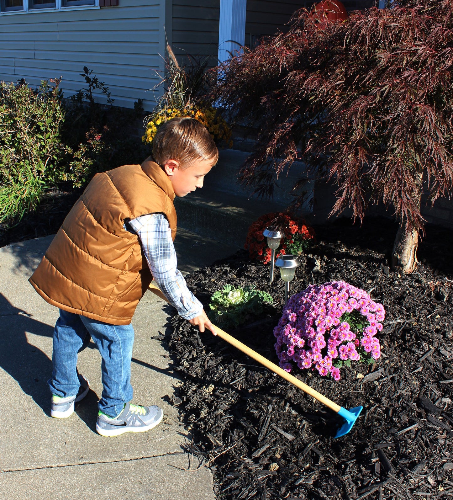 Emsco Group 1246 Little Diggers Child Safe Tool - Garden Kid Hoe